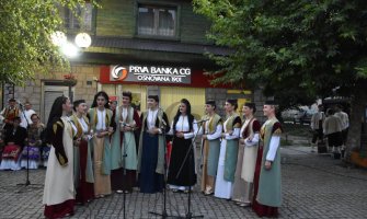 Festival “Zmaj preleće s mora na Dunavu” simbolički povezao muzičke tradicije regiona
