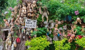 Jezivo mjesto krije potresnu tajnu: Ostrvo lutaka postalo turistička atrakcija