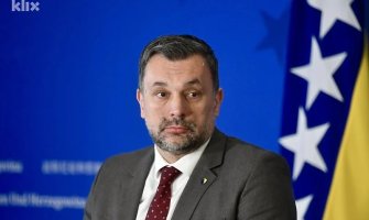 Konaković ismijava vlast u RS-u jer će primati platu 