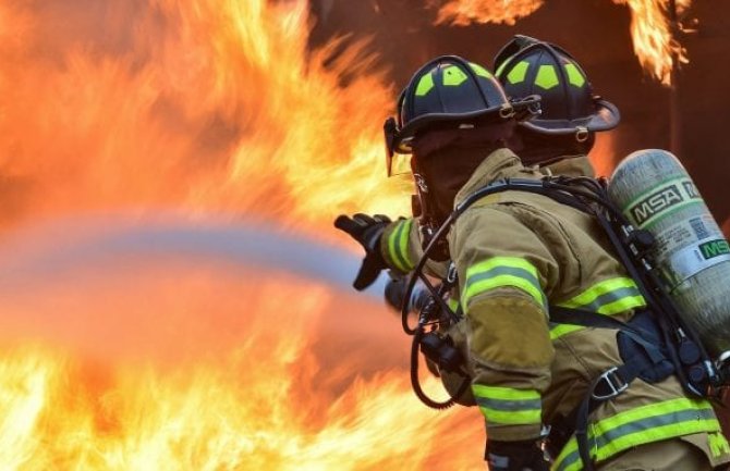 Požar u Marićima, jedna osoba zadobila teže, a tri lakše povrede