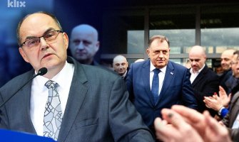 Može li Christian Schmidt svjedočiti pred Sudom BiH u predmetu protiv Milorada Dodika?